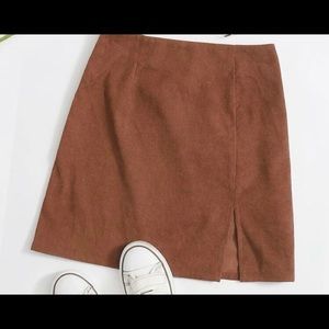 New Shein Split Hem Corduroy Mini Skirt .